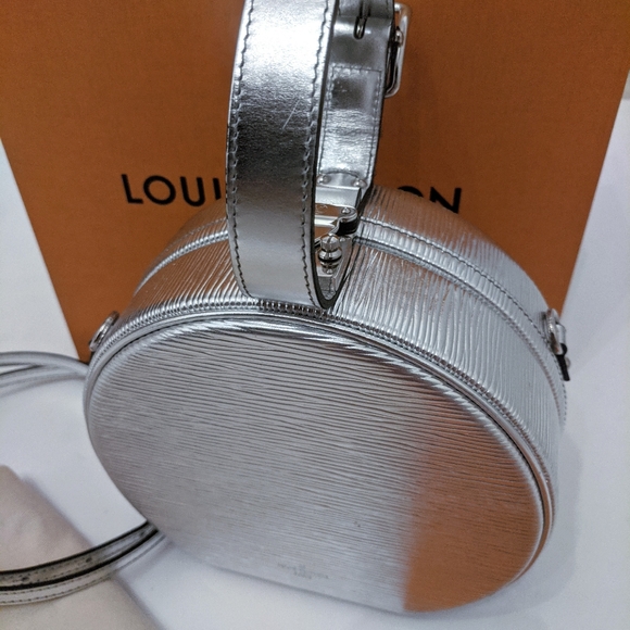 RESERVED💕Louis Vuitton🎉Petite Boite Chapeau Epi - Picture 4 of 8